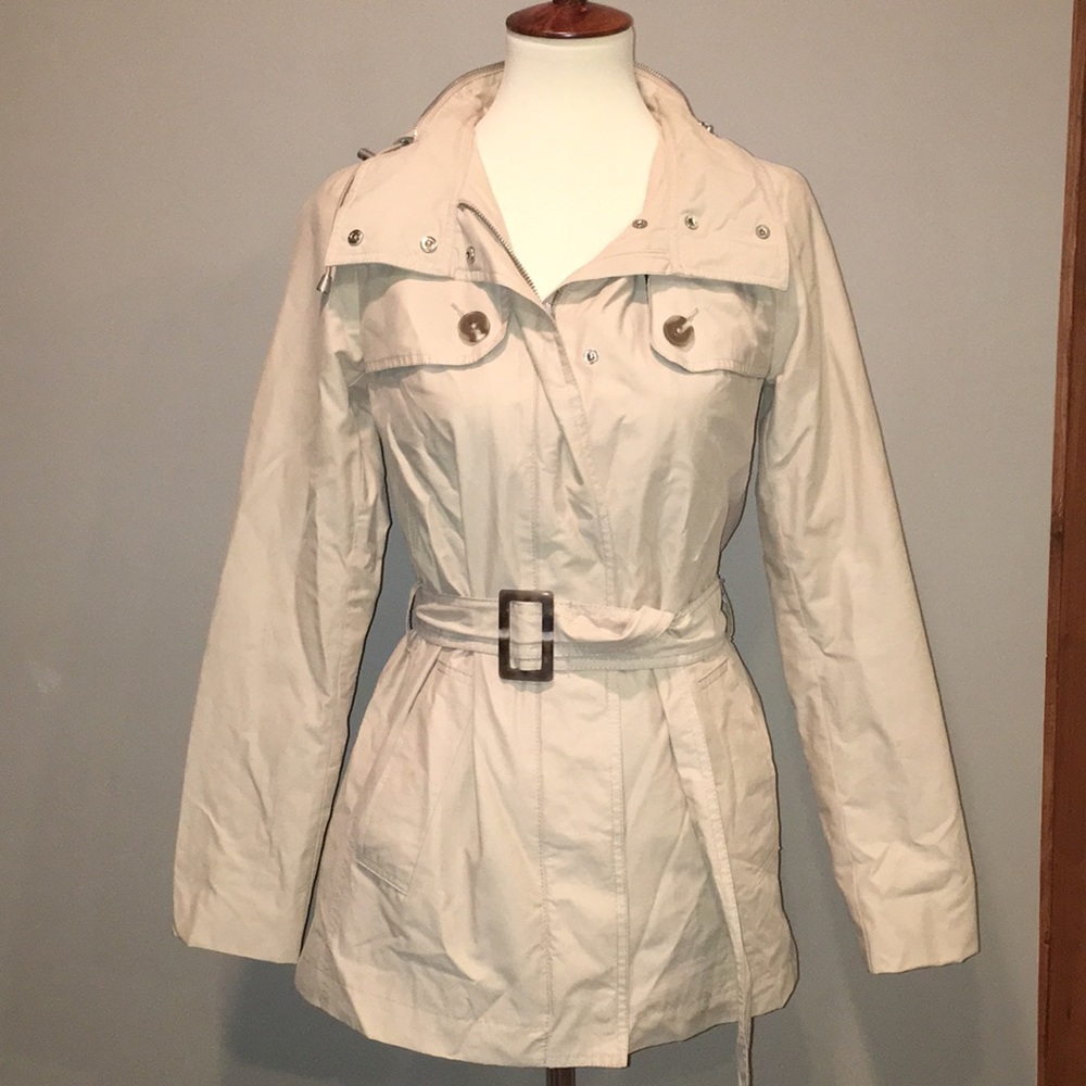 Rain jacket
